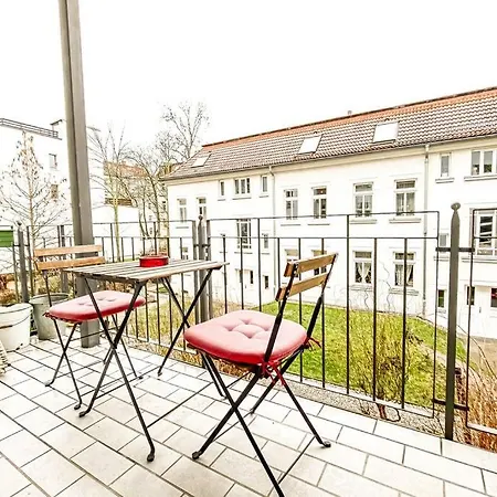 Altbau Mit Charme In Der Südvorstadt - Balkon, Frühstück&netflix Habitación en casa particular